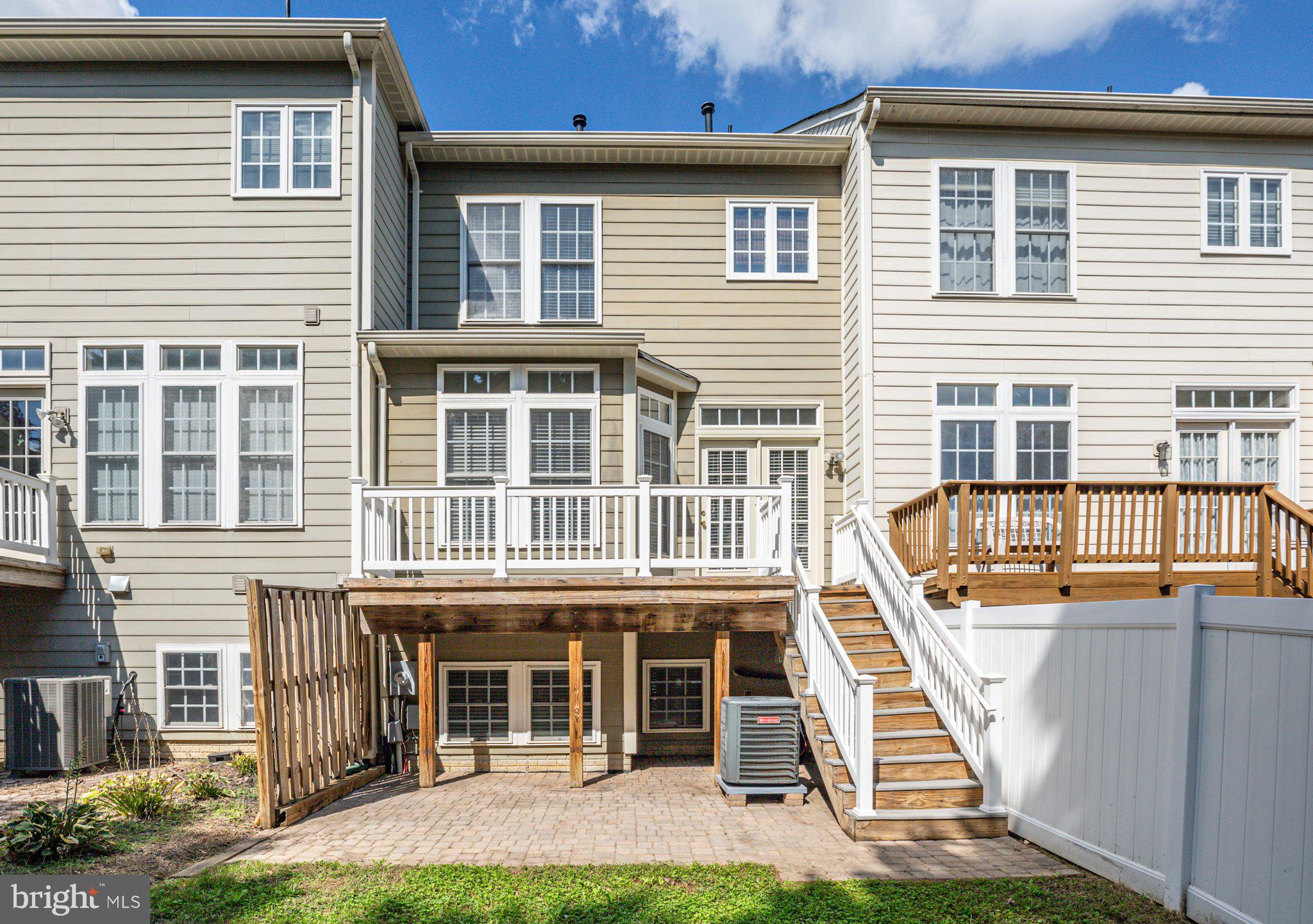 1002 HOTCHKISS PLACE