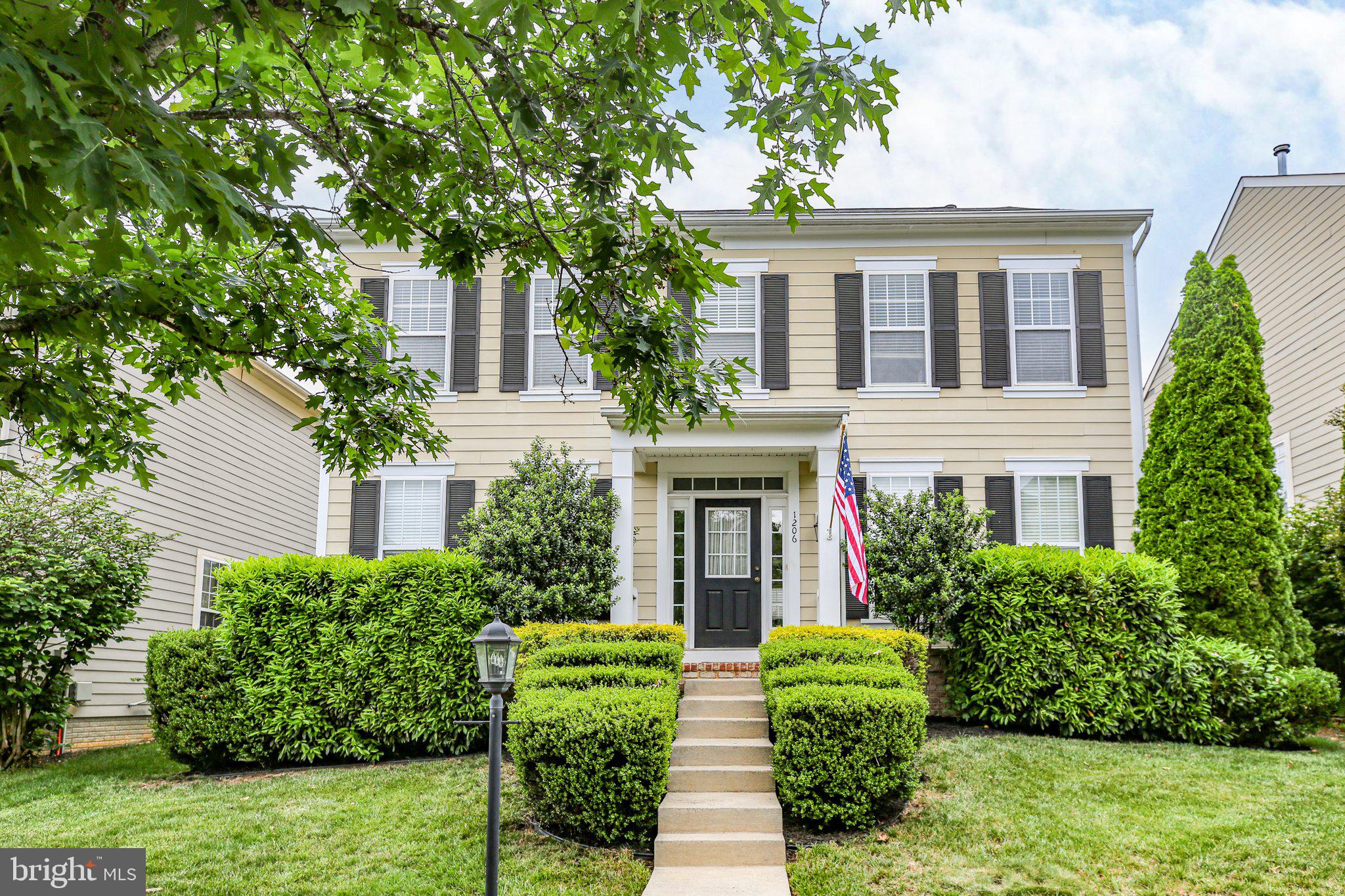 1206 ANDERSON STREET