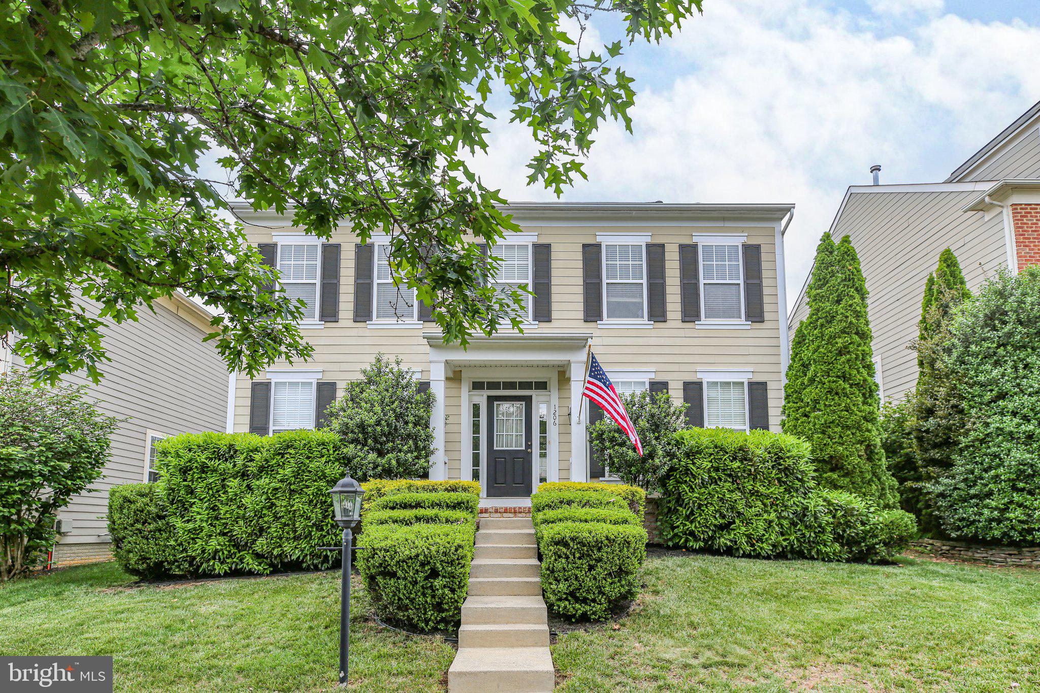 1206 ANDERSON STREET