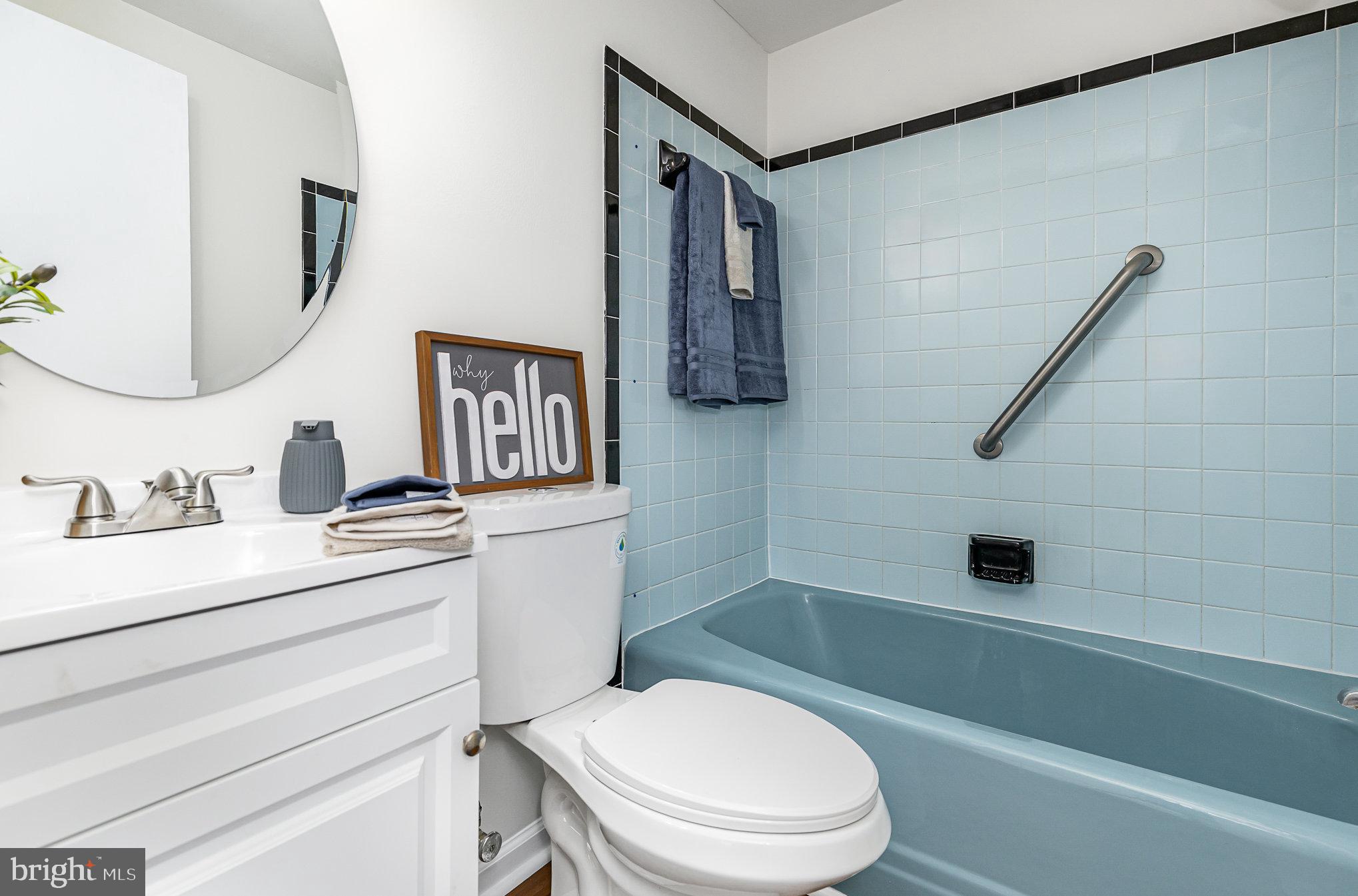 715 & 715 1/2 VIRGINIA AVENUE