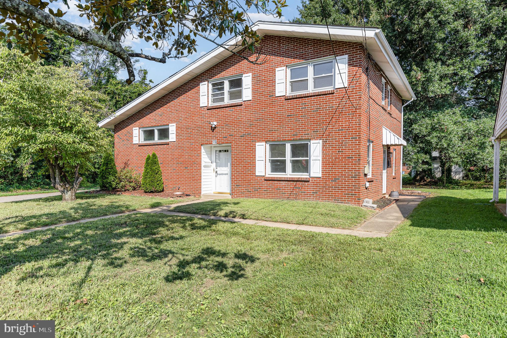 715 & 715 1/2 VIRGINIA AVENUE