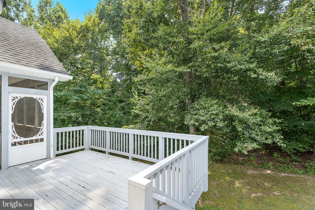 1107 GREAT OAKS LANE