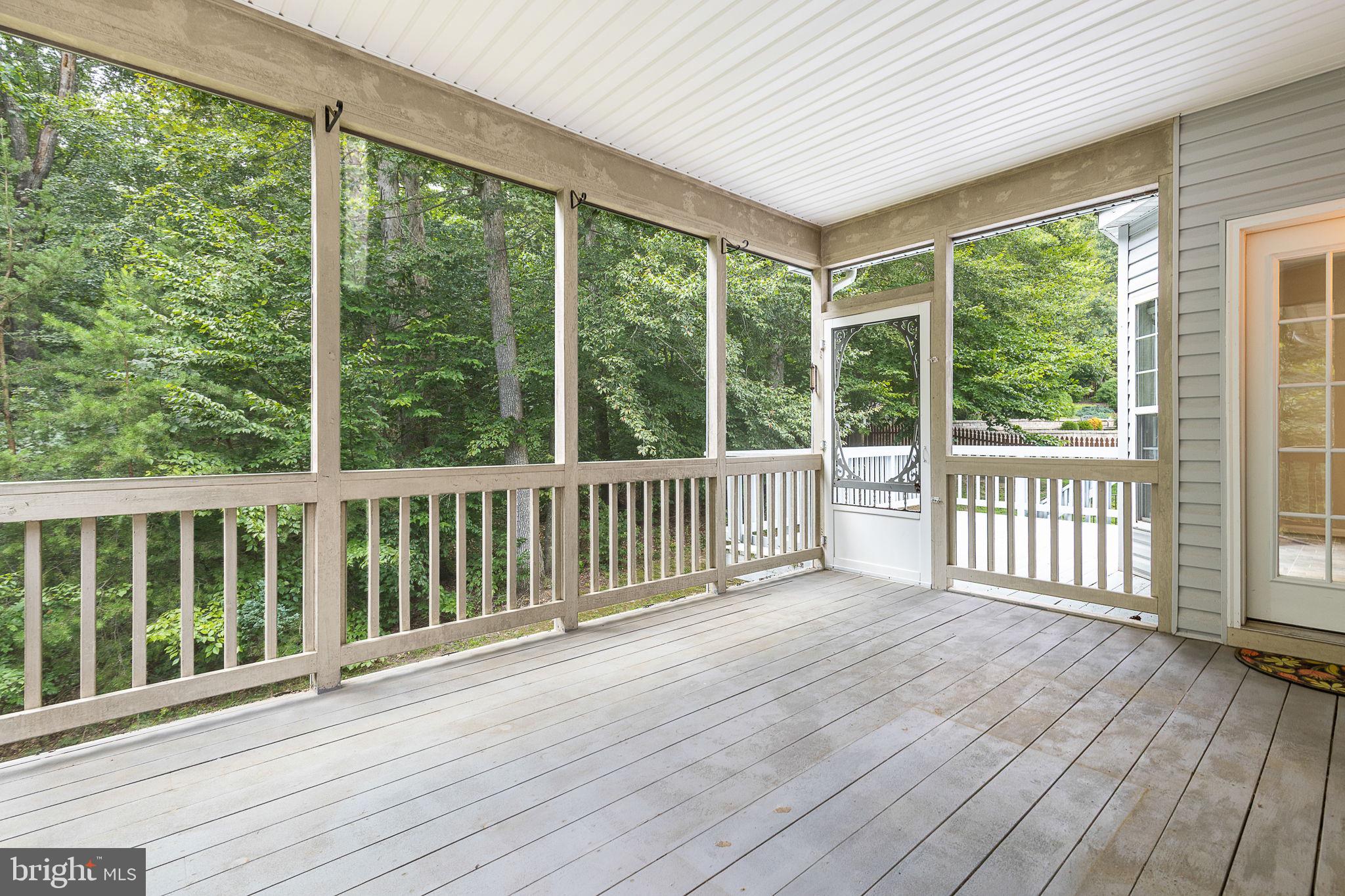 1107 GREAT OAKS LANE