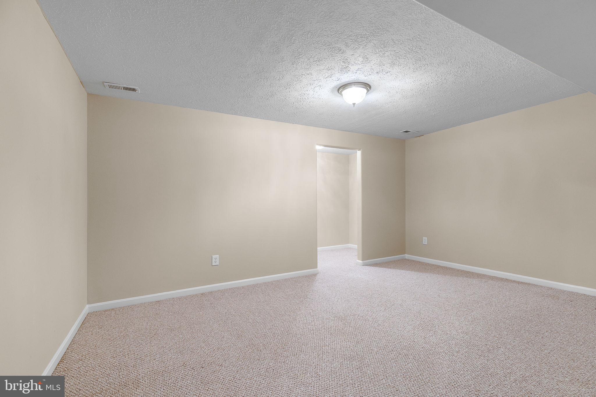 1107 GREAT OAKS LANE