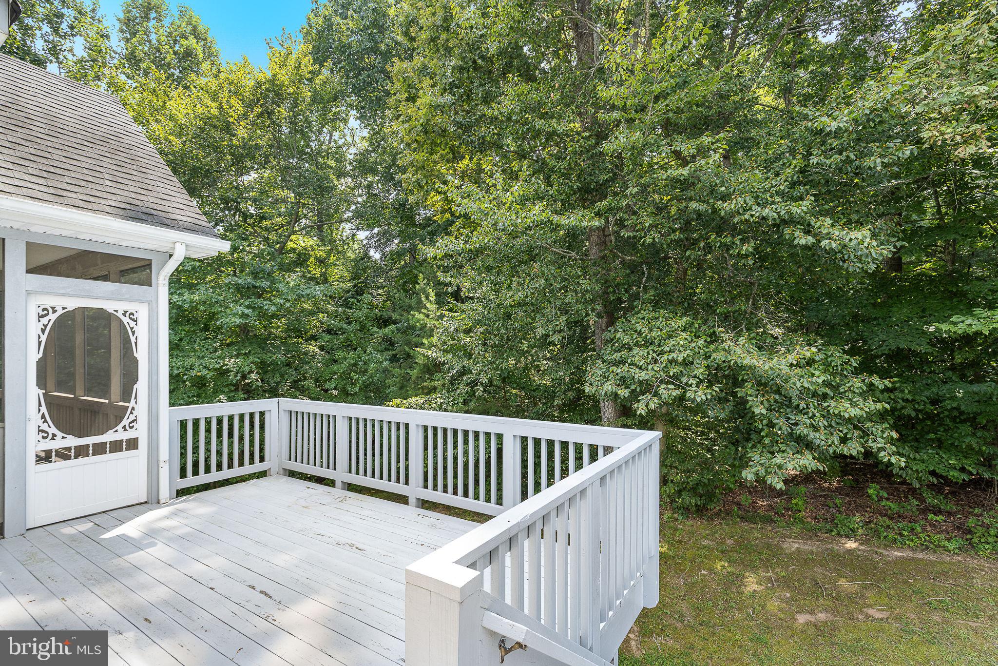 1107 GREAT OAKS LANE