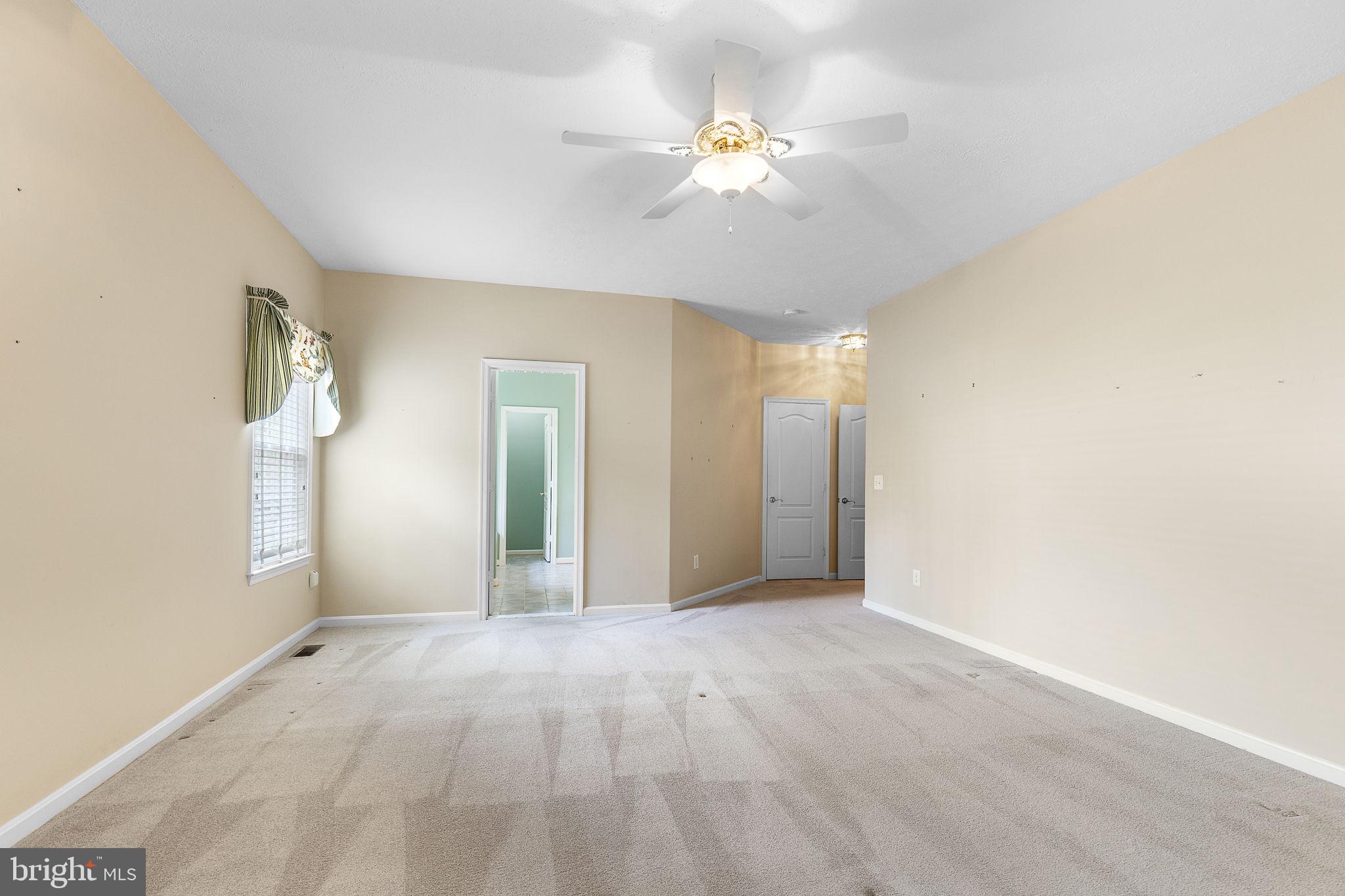 1107 GREAT OAKS LANE