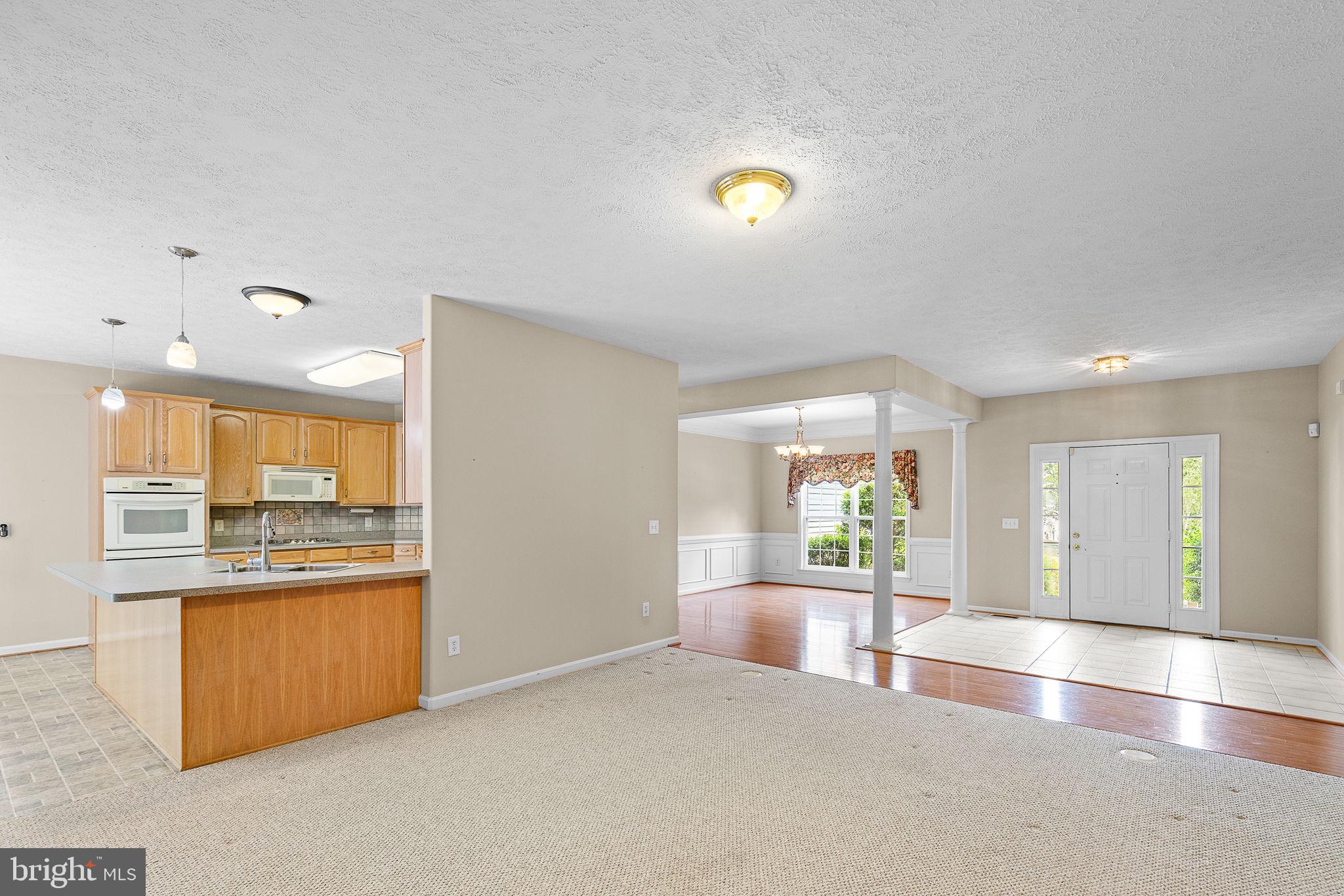 1107 GREAT OAKS LANE