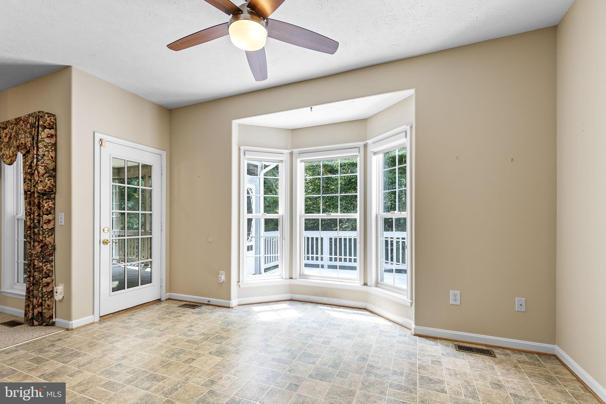 1107 GREAT OAKS LANE