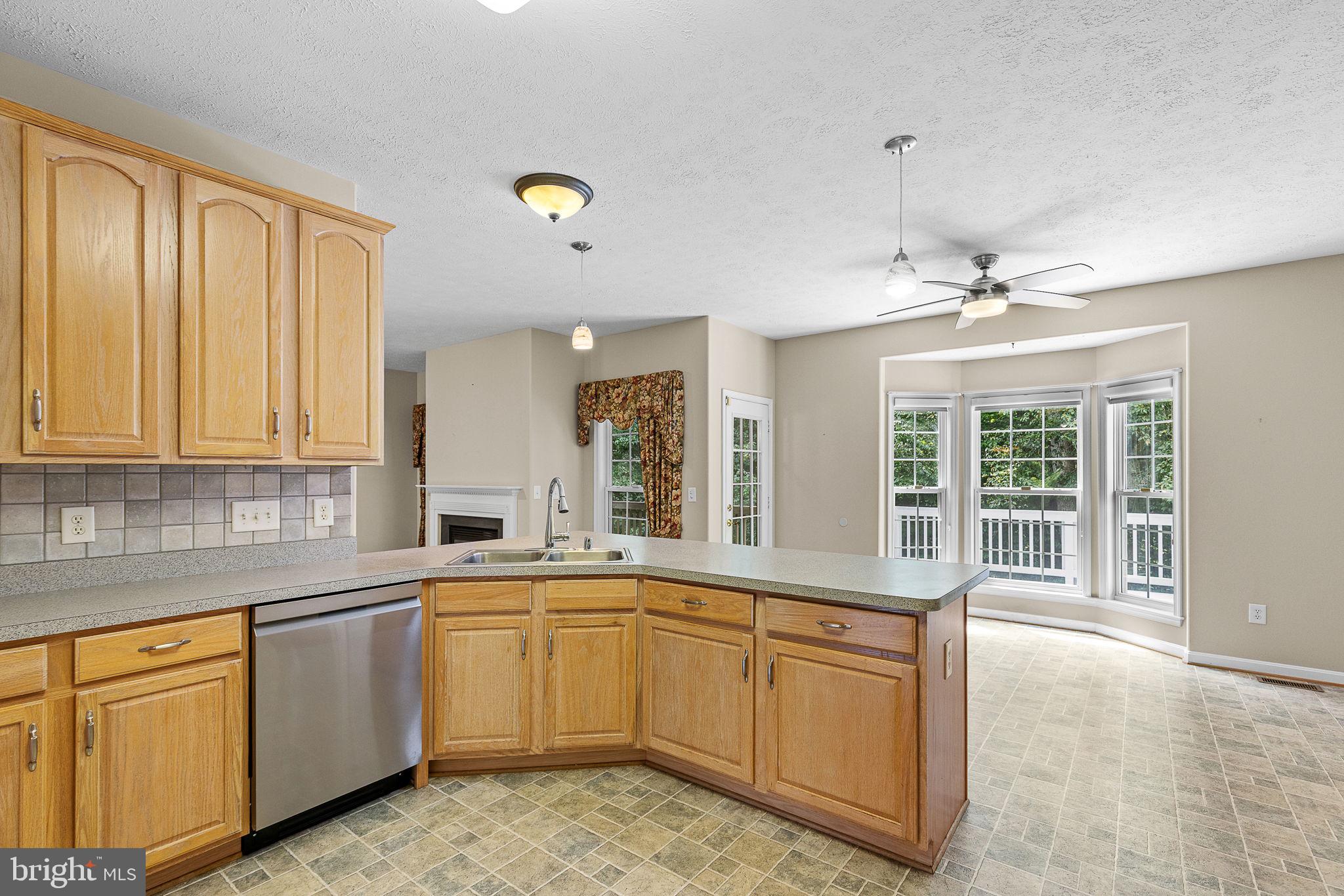 1107 GREAT OAKS LANE