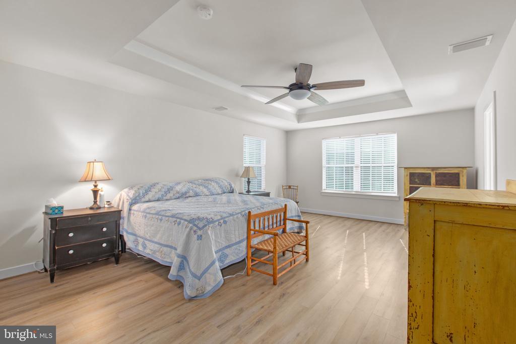 1112 CITY VIEW LANE