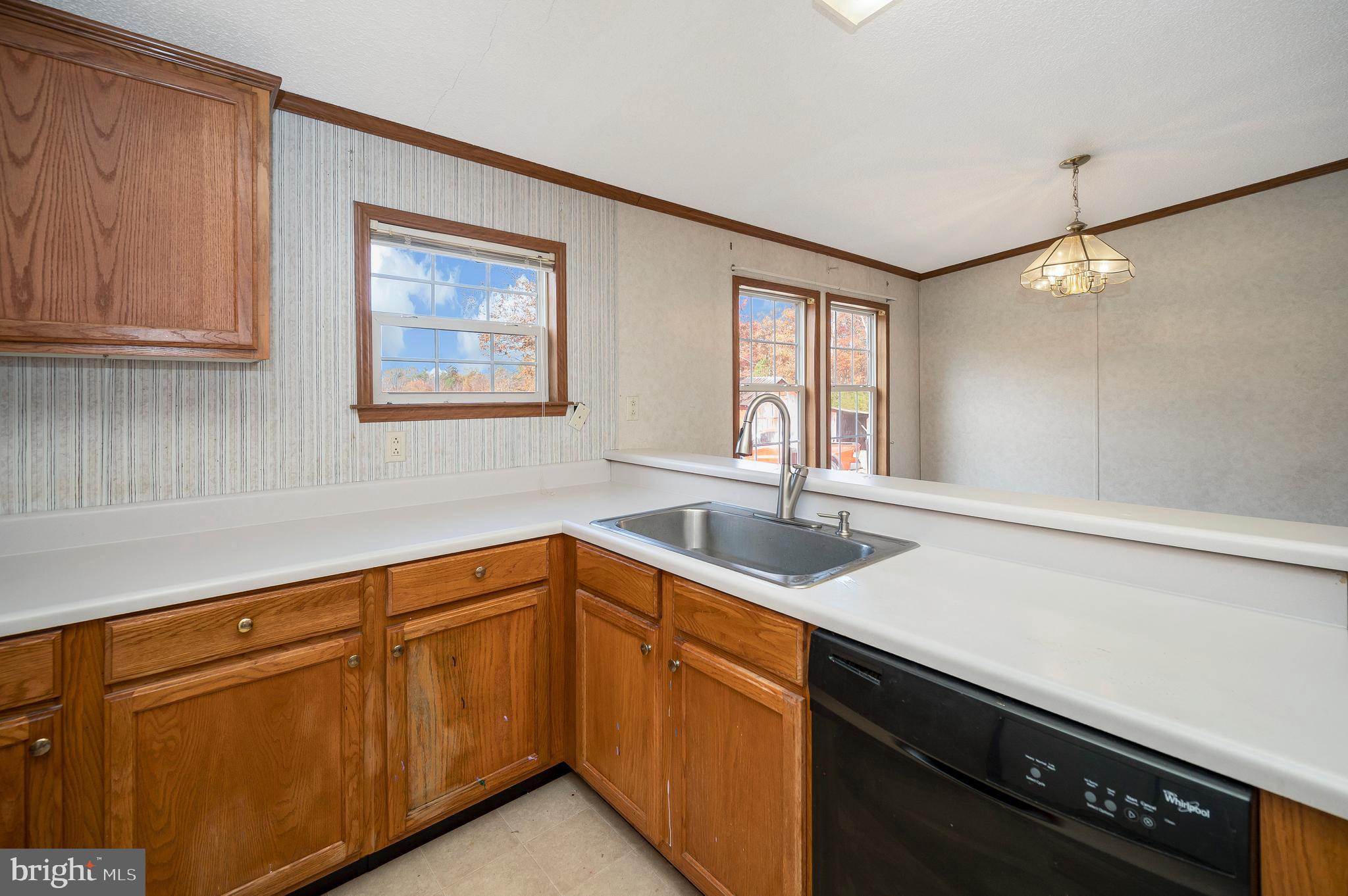 4645 THOMAS JEFFERSON PARKWAY