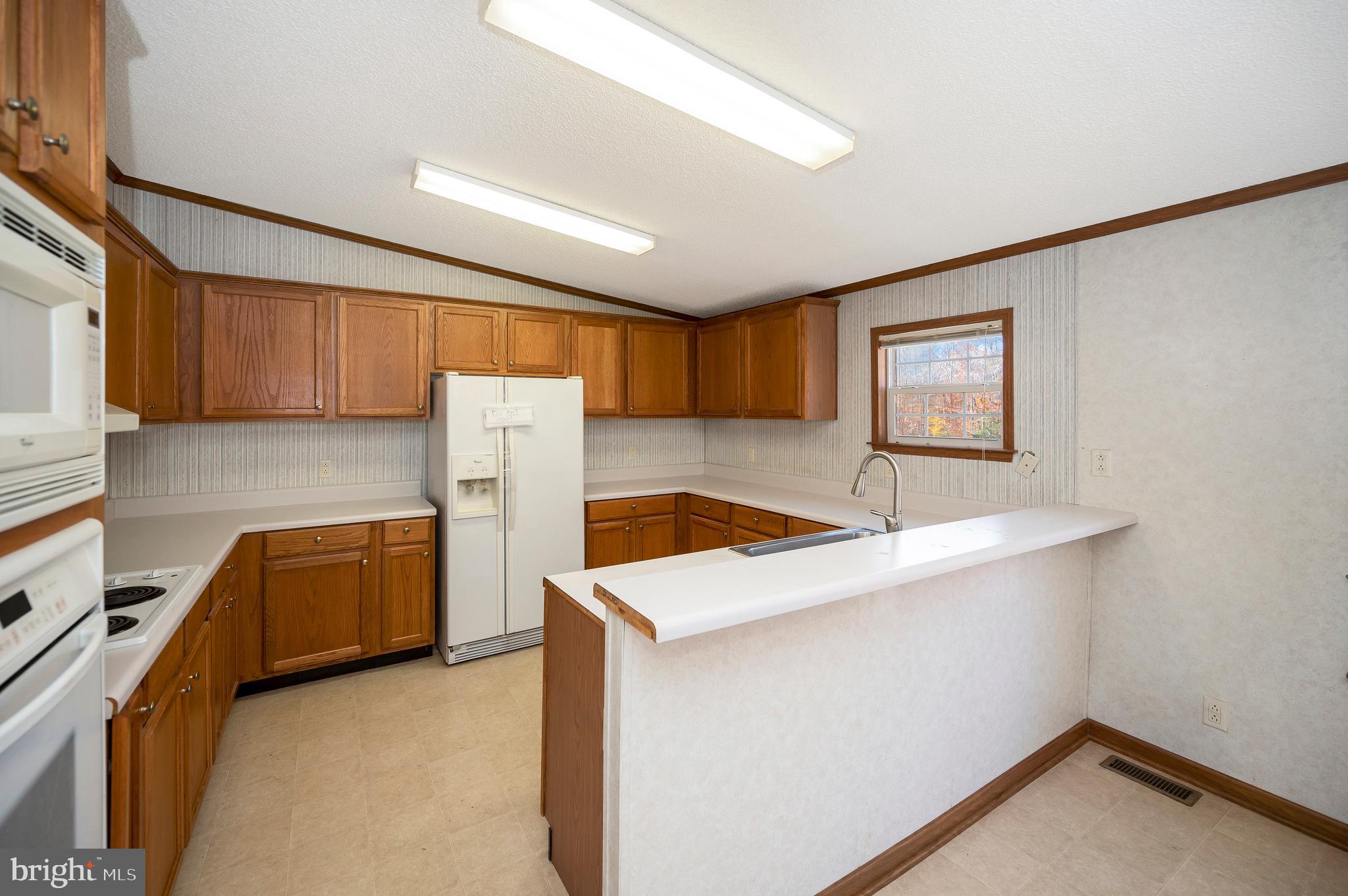 4645 THOMAS JEFFERSON PARKWAY