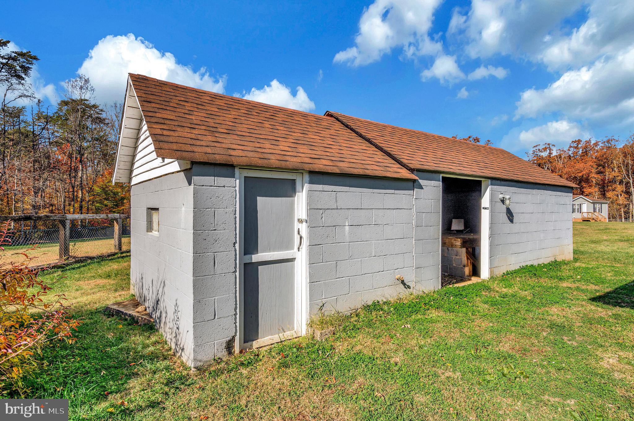 4643 THOMAS JEFFERSON PARKWAY