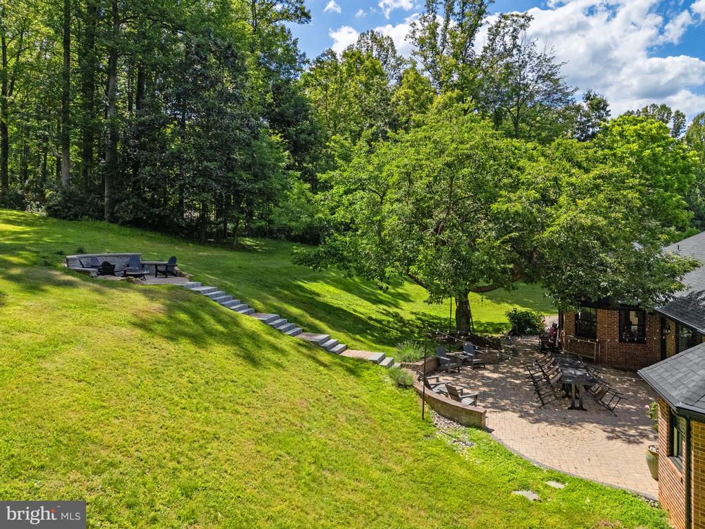 5920 HUNTON WOOD DRIVE