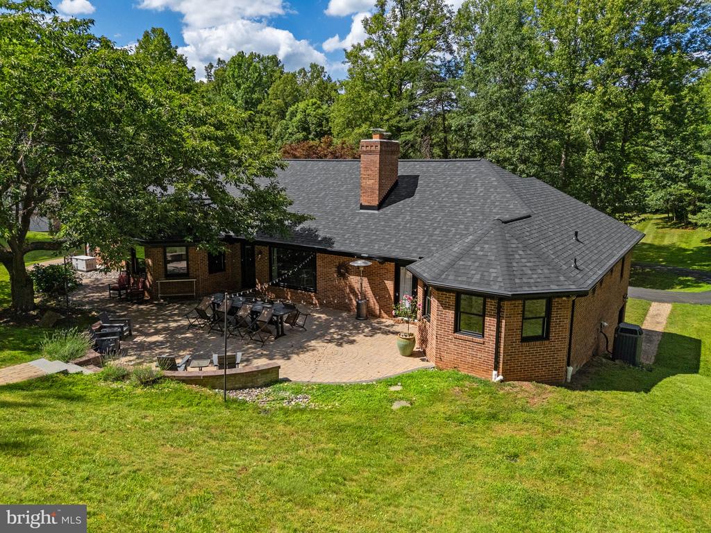 5920 HUNTON WOOD DRIVE