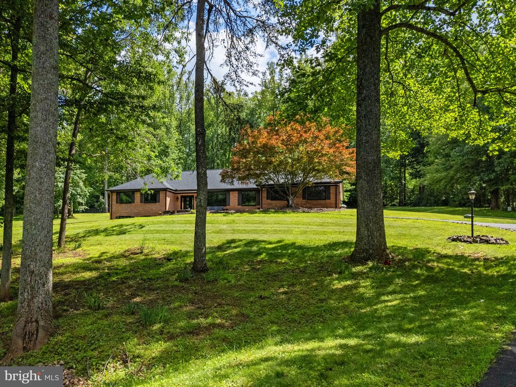 5920 HUNTON WOOD DRIVE