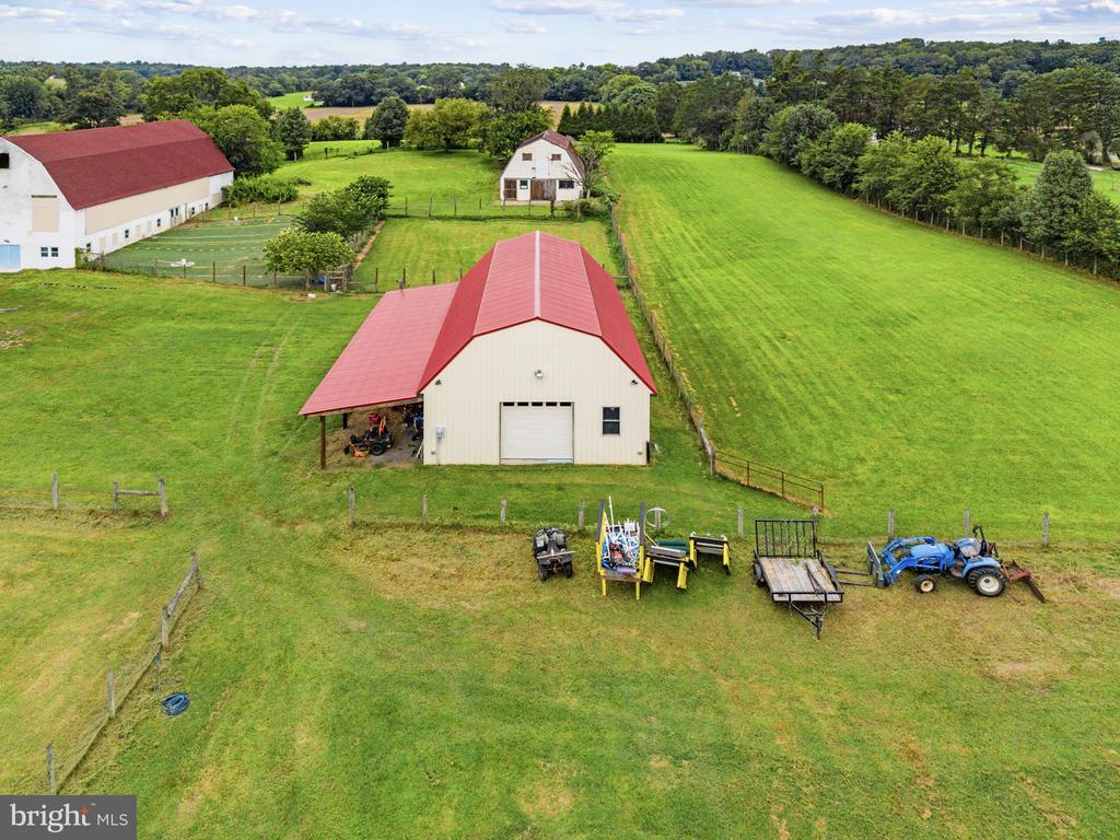 10401 GREEN ROAD