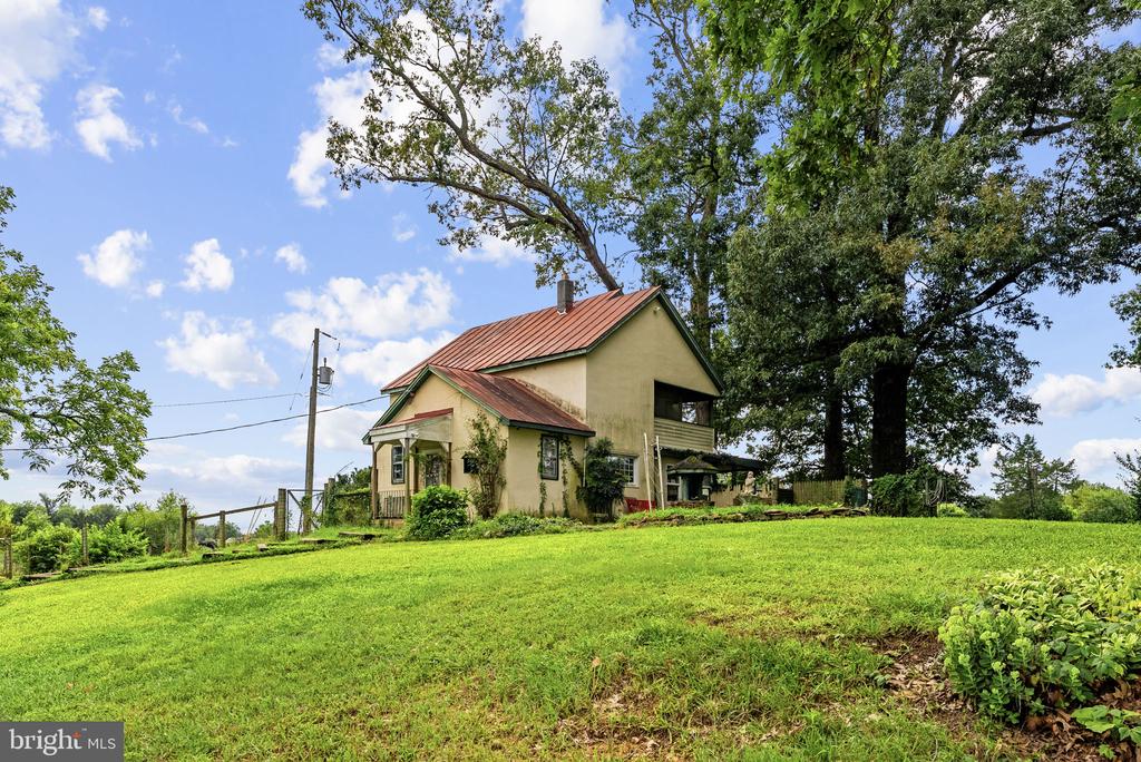 10401 GREEN ROAD