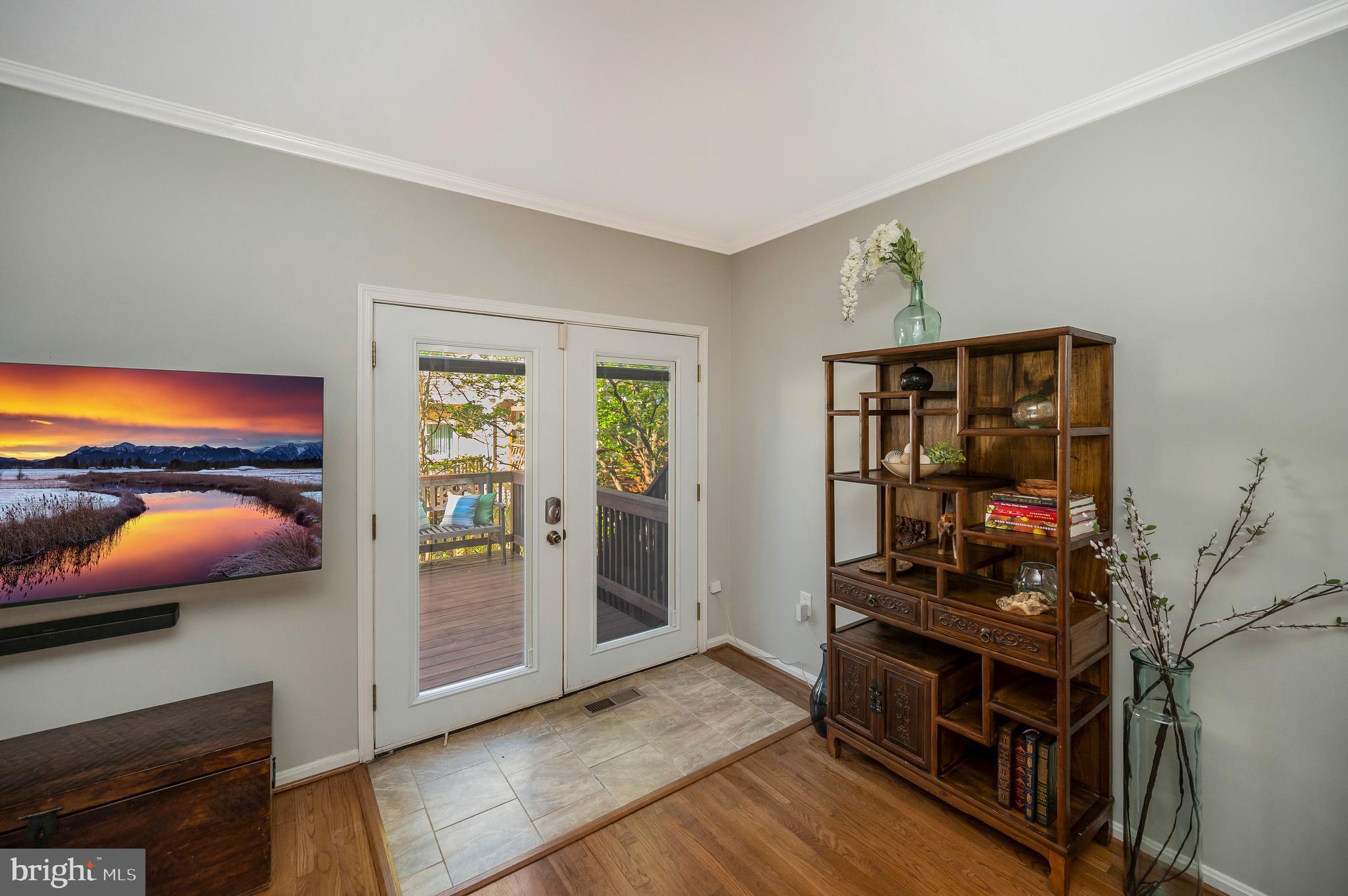 6164 FOREST CREEK COURT