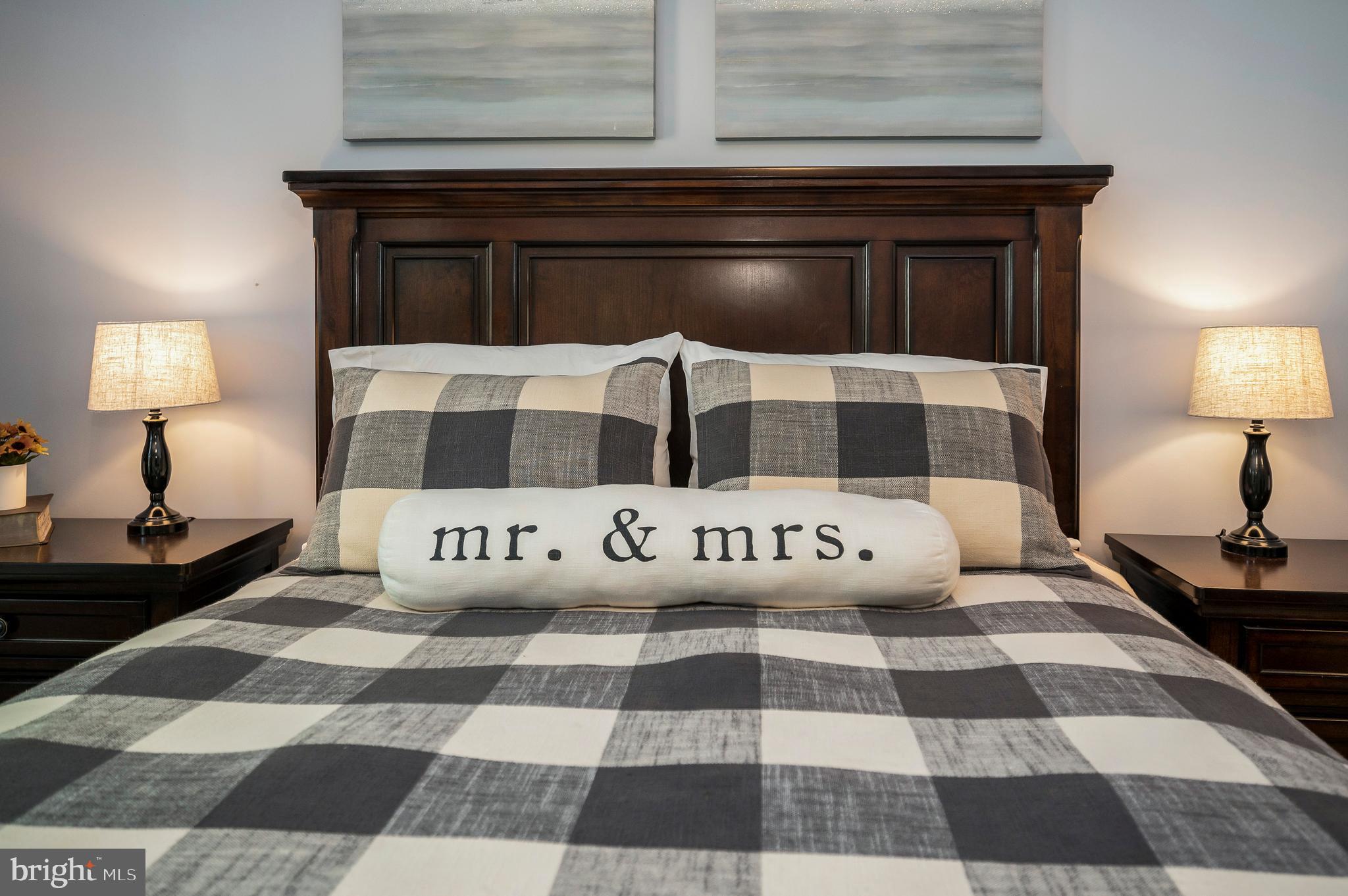 6164 FOREST CREEK COURT