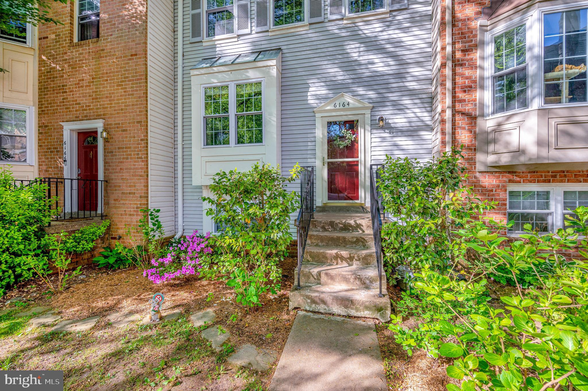 6164 FOREST CREEK COURT