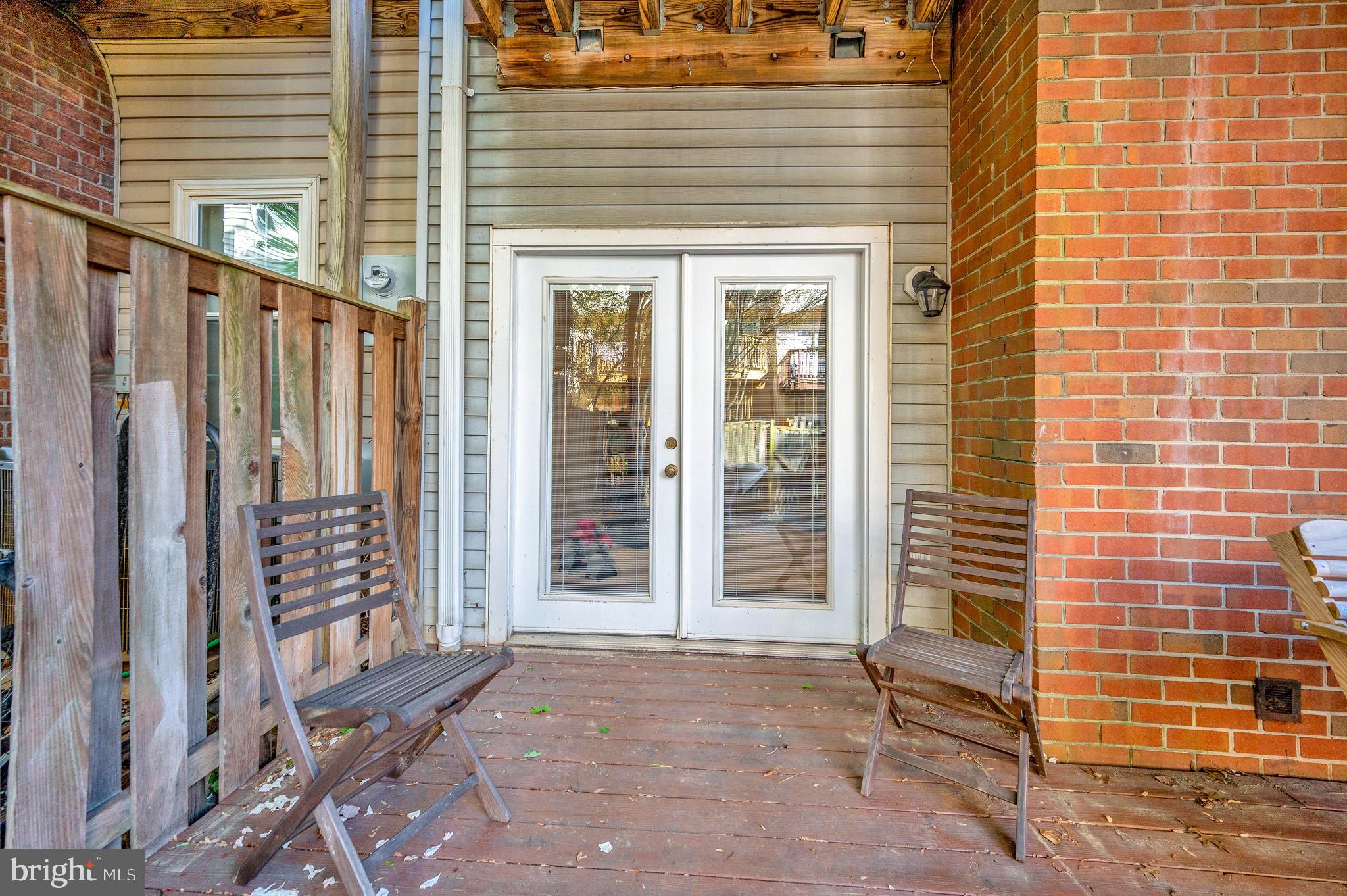 6164 FOREST CREEK COURT