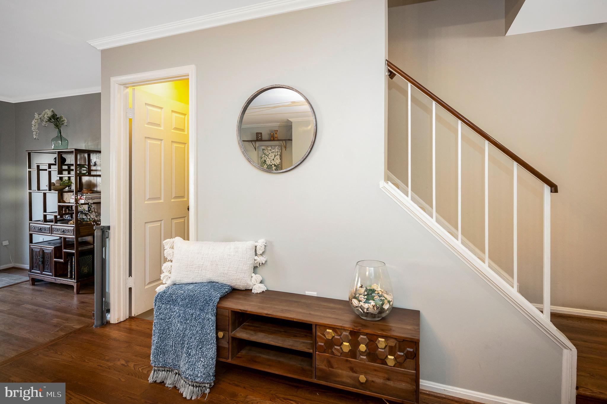 6164 FOREST CREEK COURT