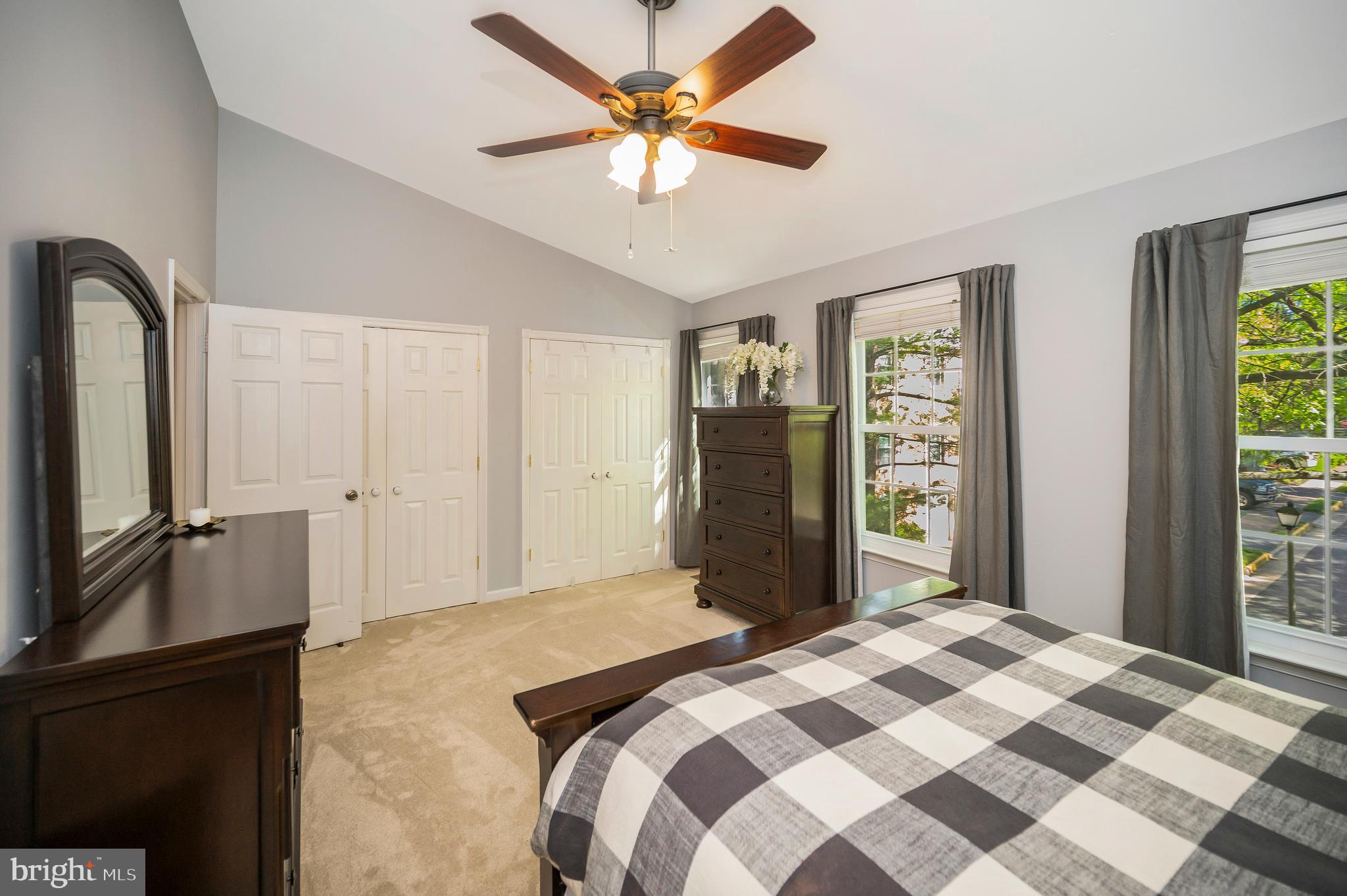 6164 FOREST CREEK COURT