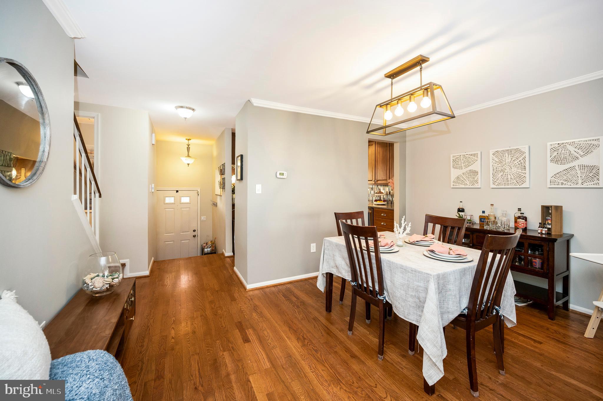 6164 FOREST CREEK COURT