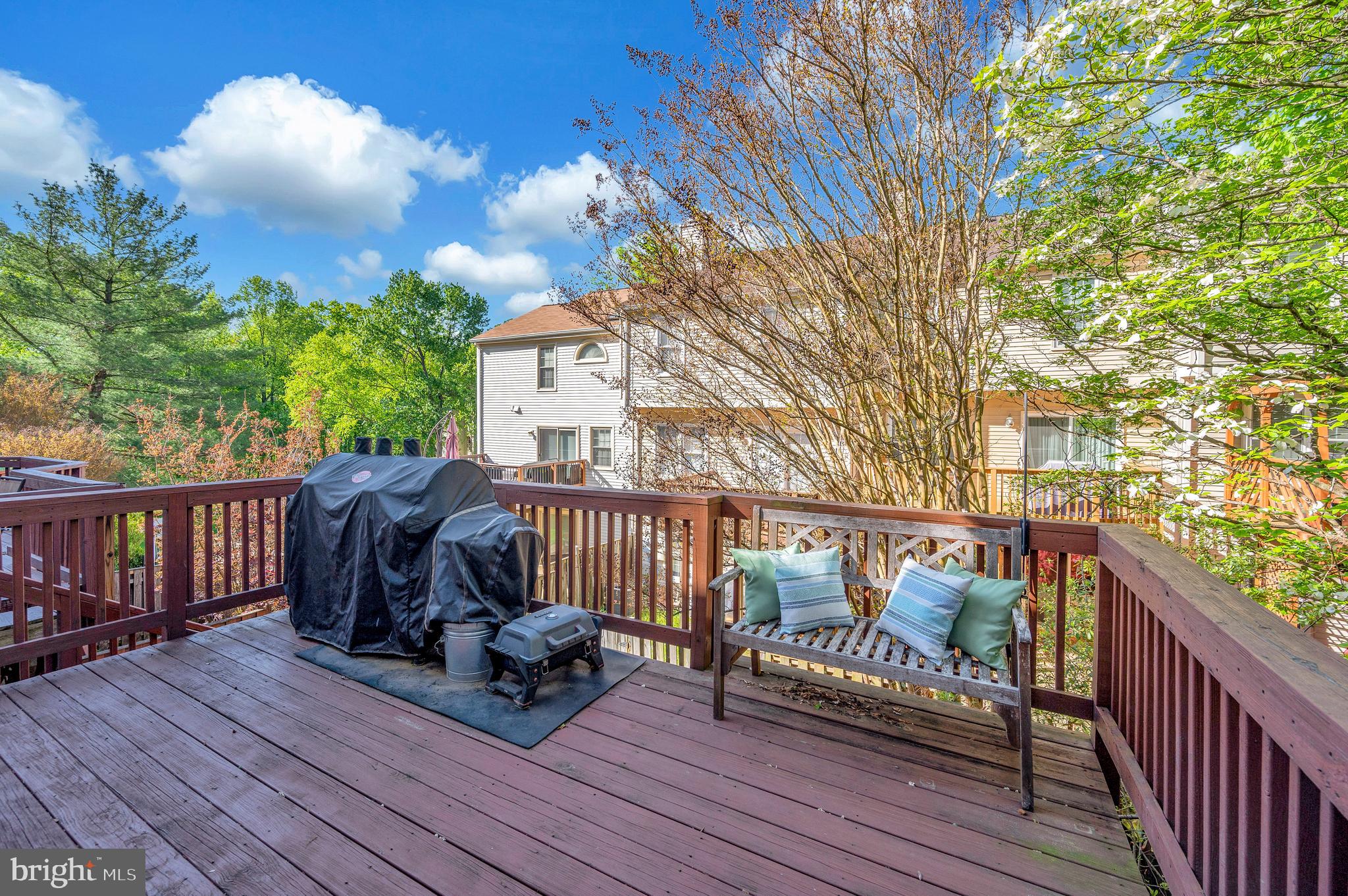 6164 FOREST CREEK COURT