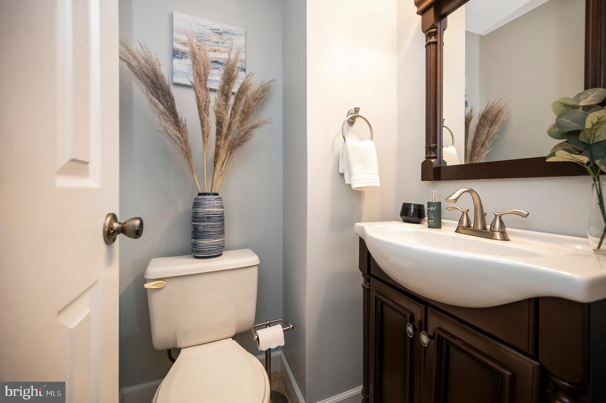 6164 FOREST CREEK COURT