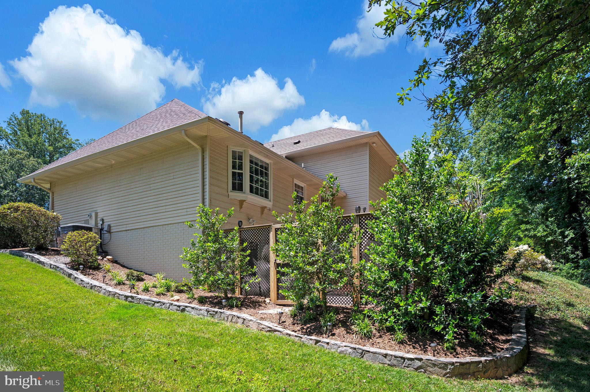 4611 TAPESTRY DRIVE