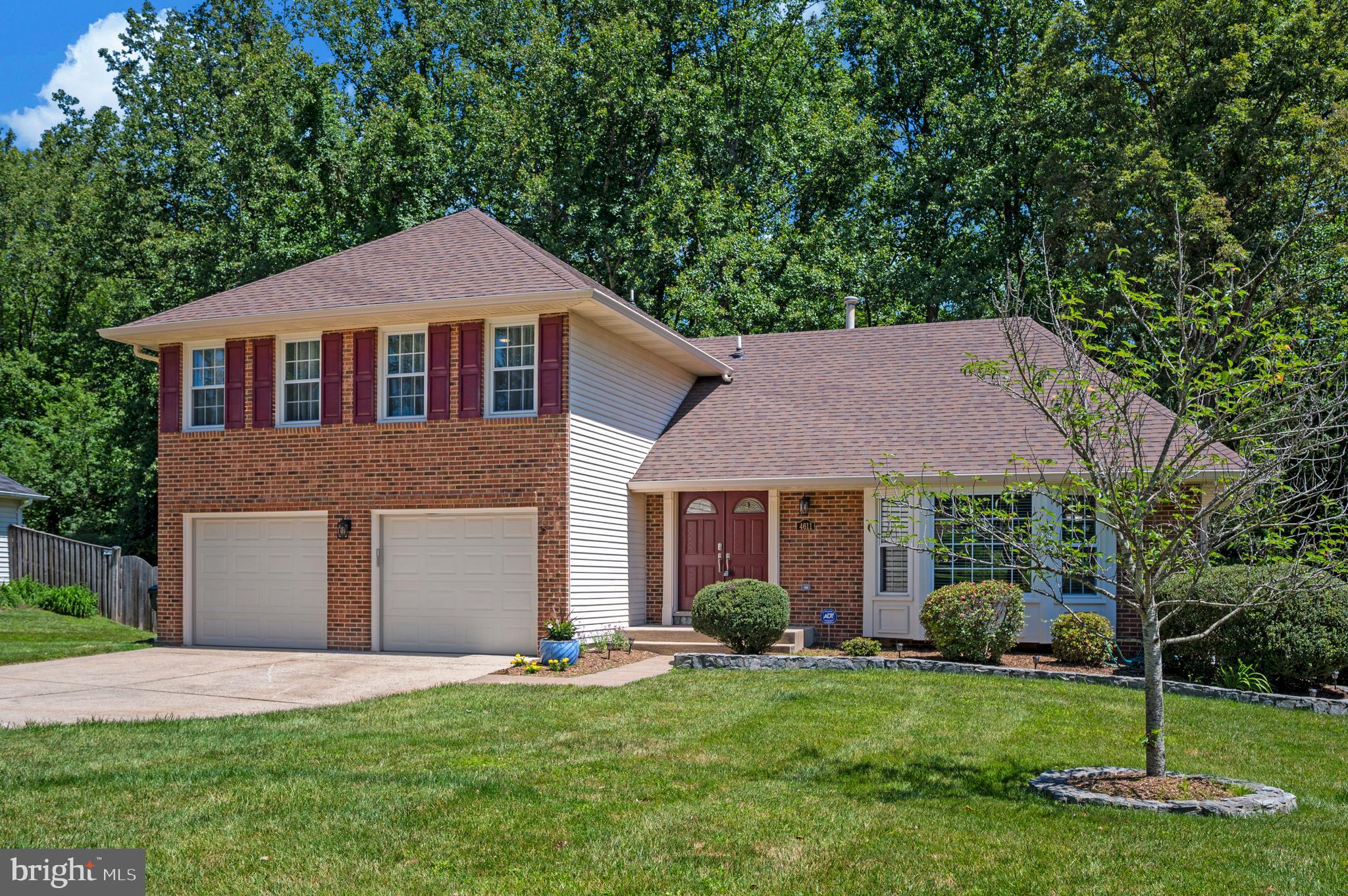 4611 TAPESTRY DRIVE