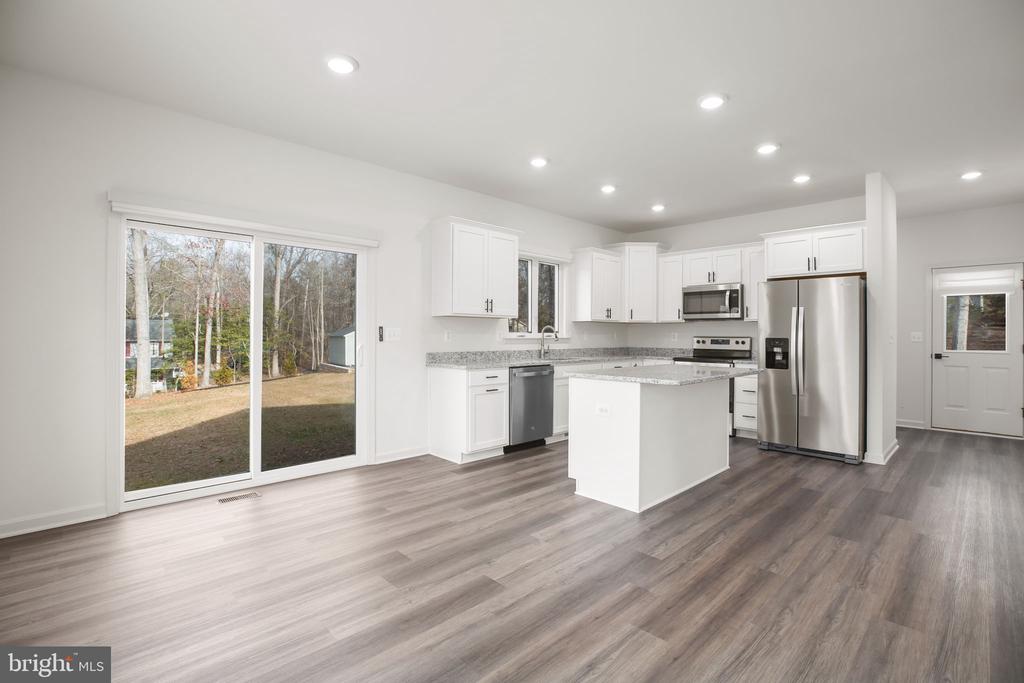 8399 INDEPENDENCE CIRCLE