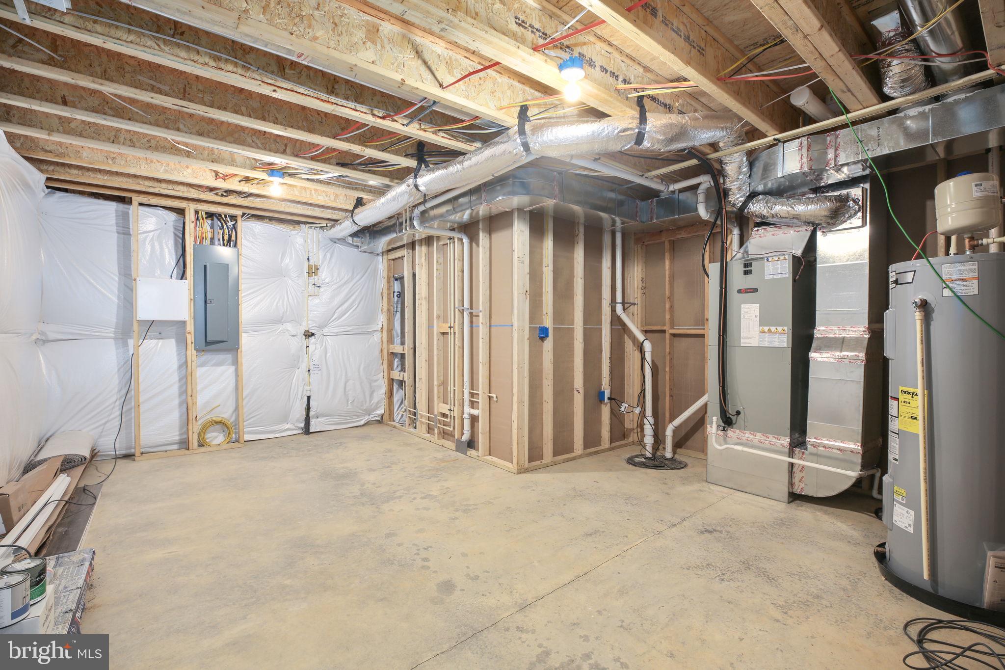 8399 INDEPENDENCE CIRCLE