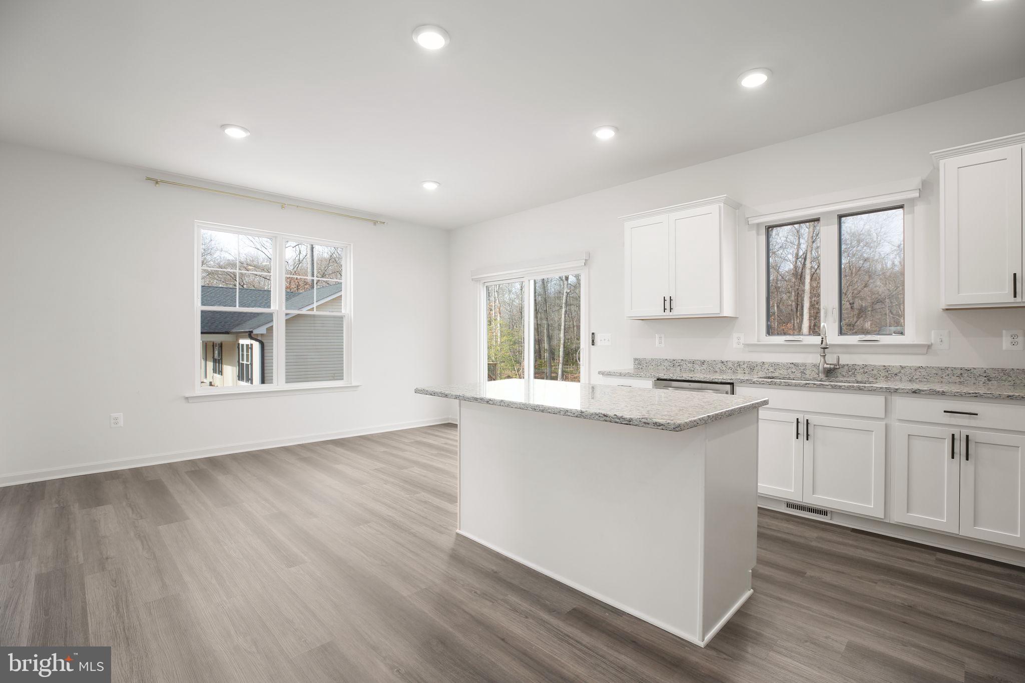 8399 INDEPENDENCE CIRCLE