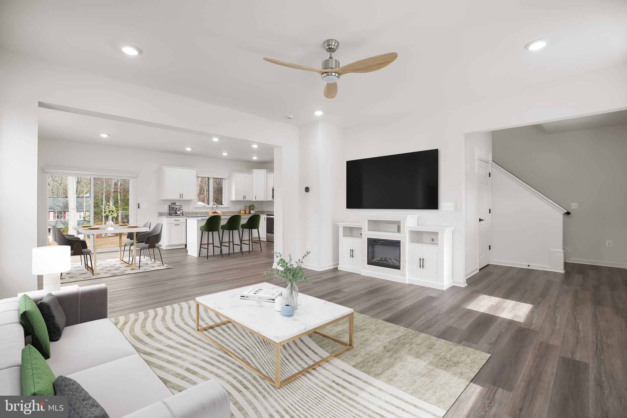 8399 INDEPENDENCE CIRCLE