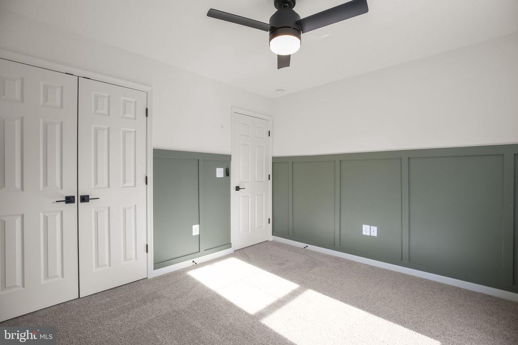 8399 INDEPENDENCE CIRCLE