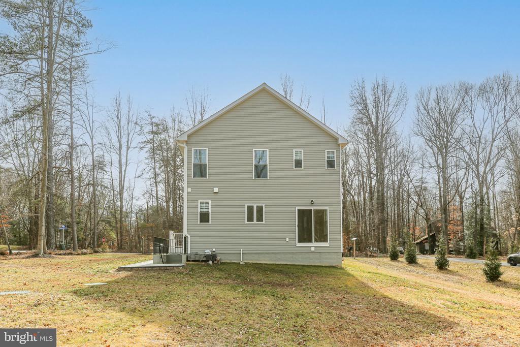 8399 INDEPENDENCE CIRCLE