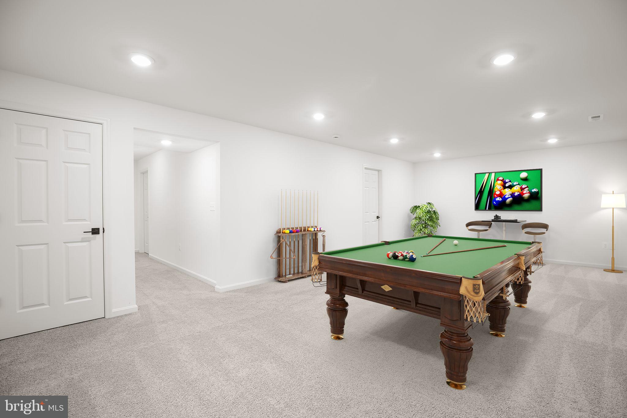 8399 INDEPENDENCE CIRCLE