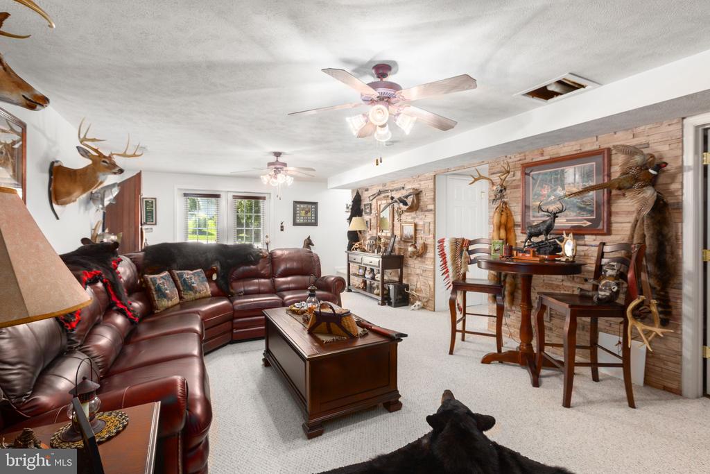 9140 MULLEN ROAD