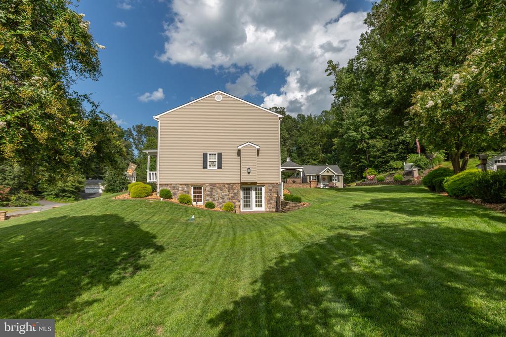 9140 MULLEN ROAD