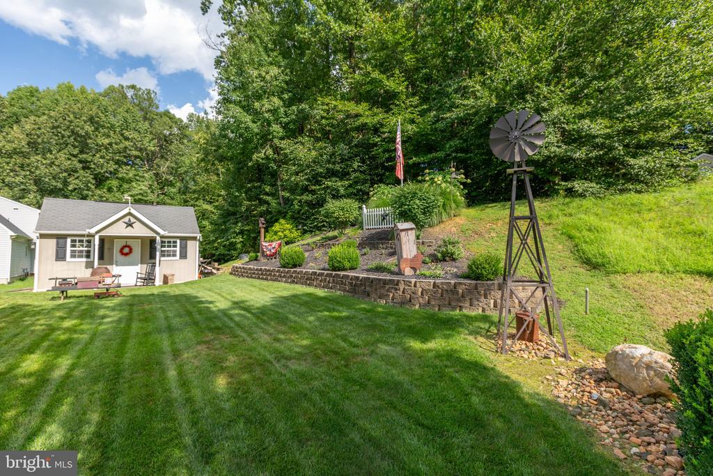 9140 MULLEN ROAD