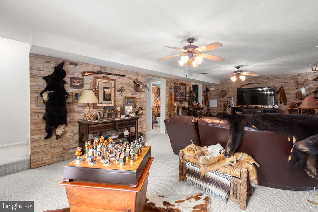 9140 MULLEN ROAD