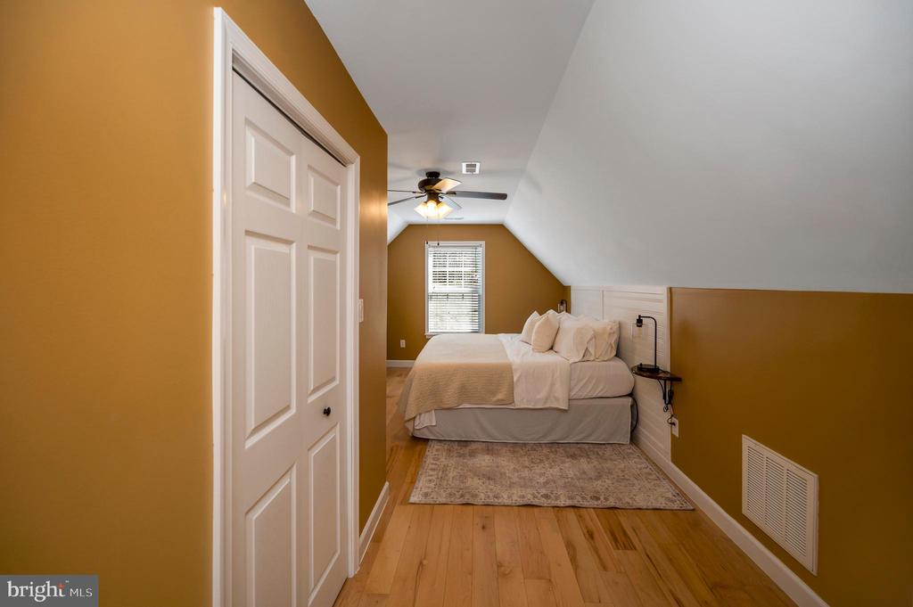 1776 HARTS MILL ROAD