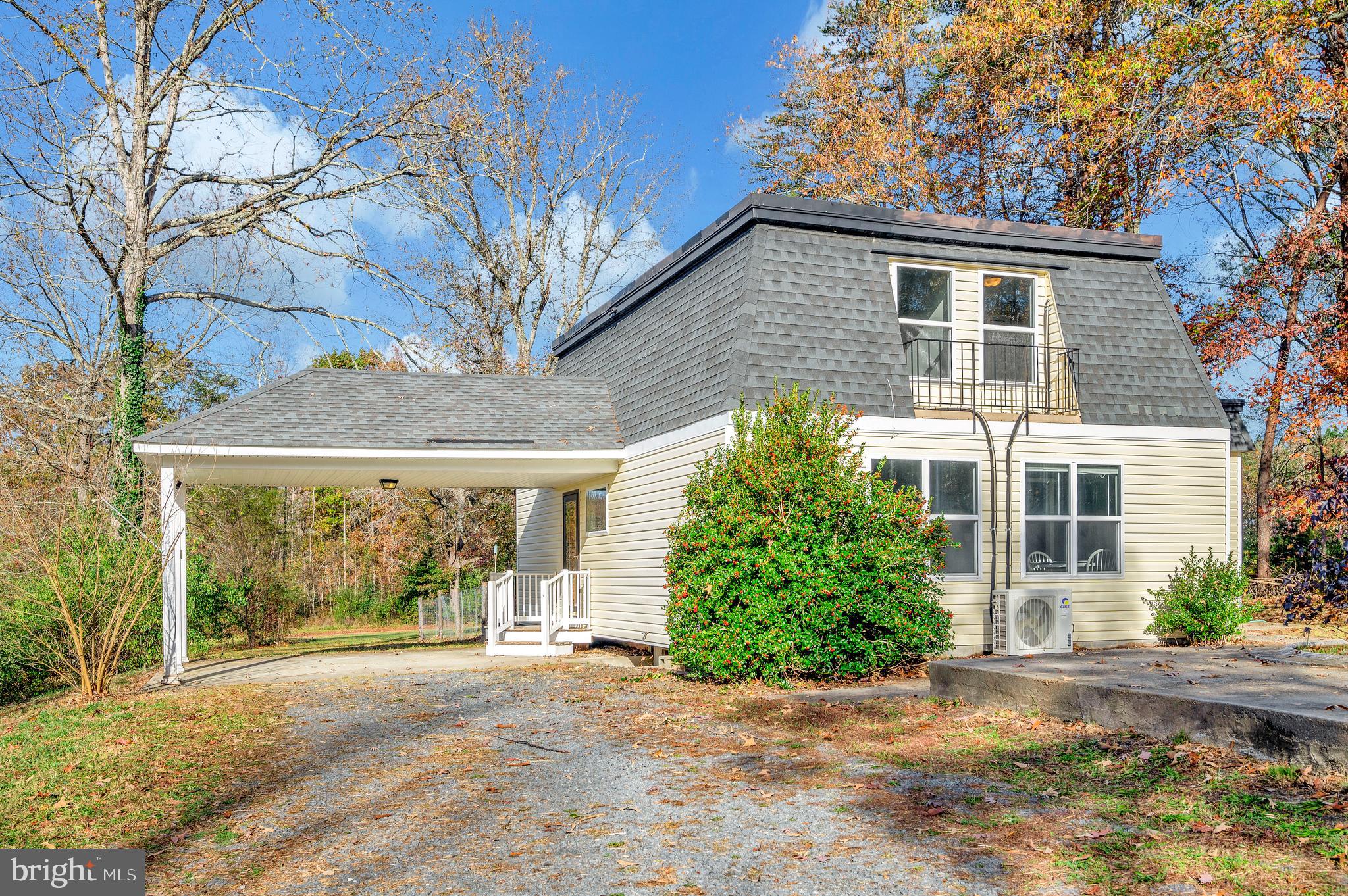 152 BAYS FARM DRIVE