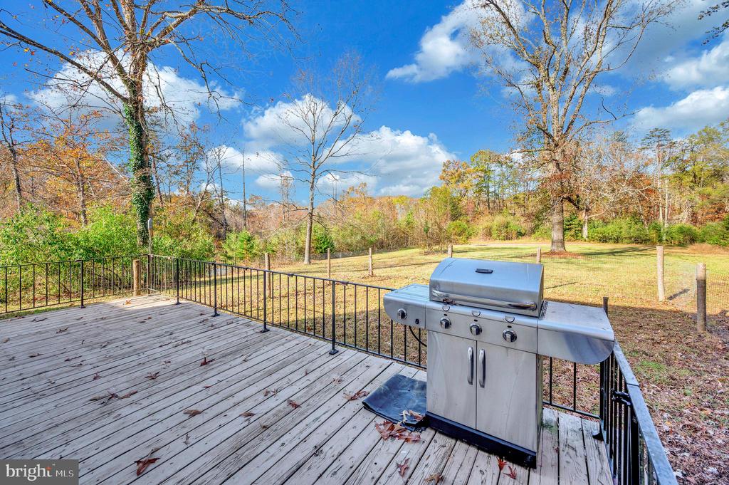 152 BAYS FARM DRIVE
