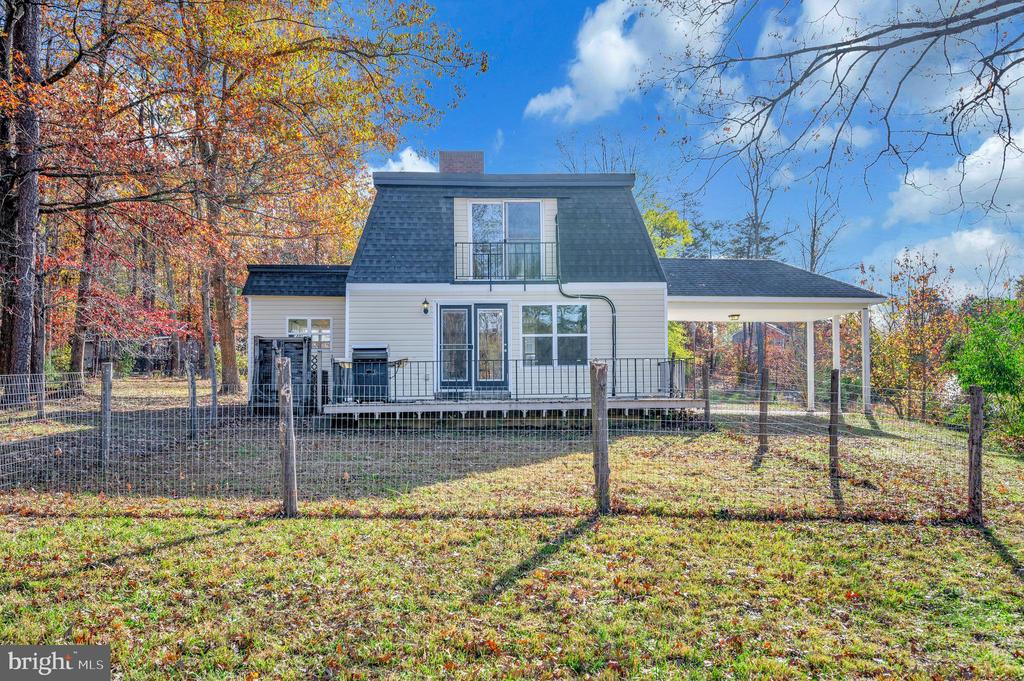 152 BAYS FARM DRIVE