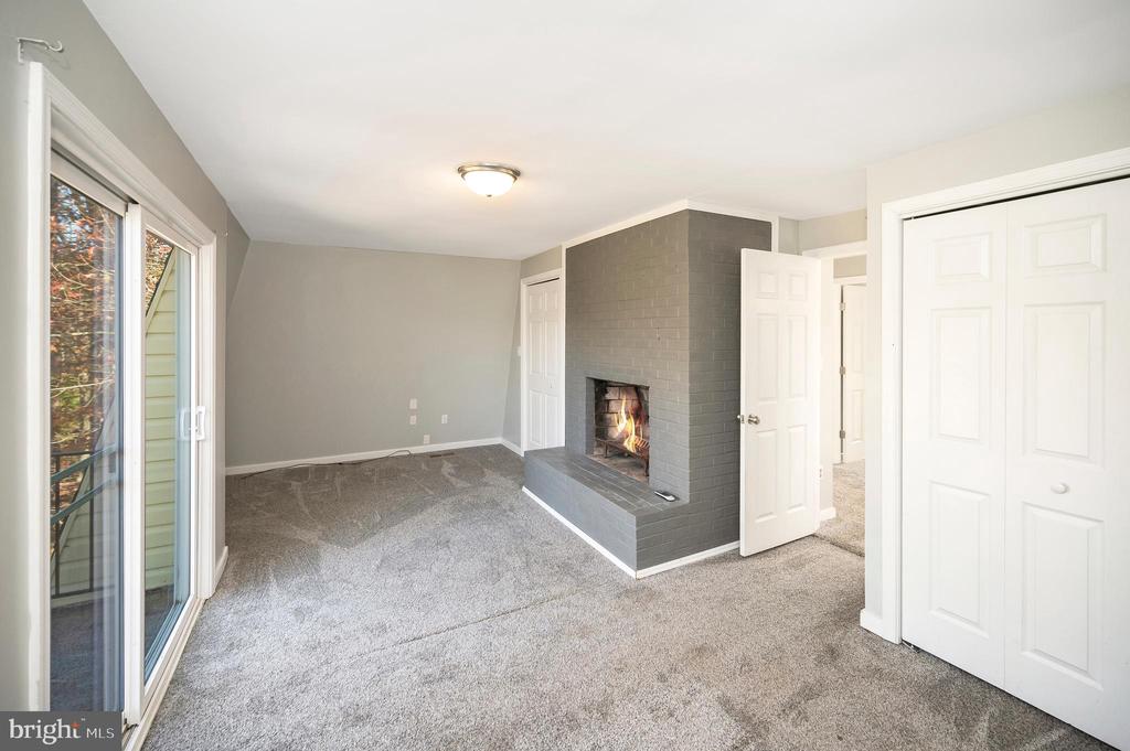 152 BAYS FARM DRIVE
