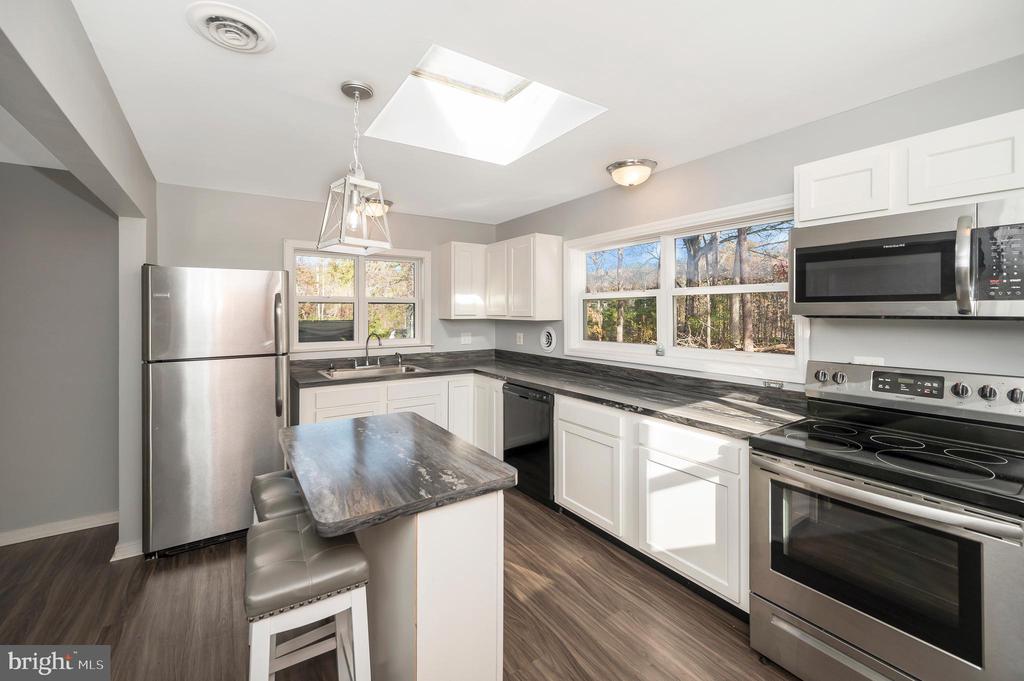 152 BAYS FARM DRIVE